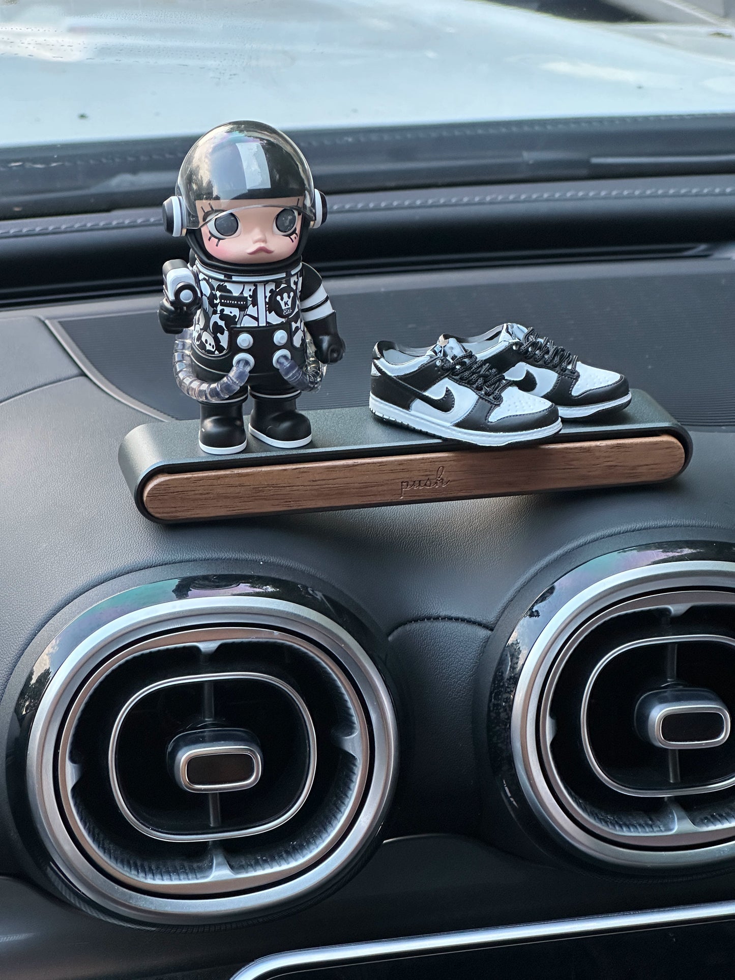 Mollyn™ Streetwear Girl Dashboard Ornament