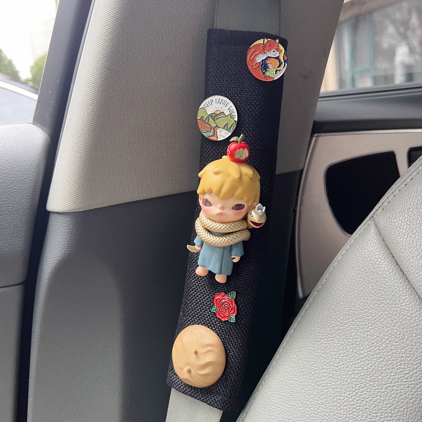 Little Prince Planet & Rose Seatbelt Cover