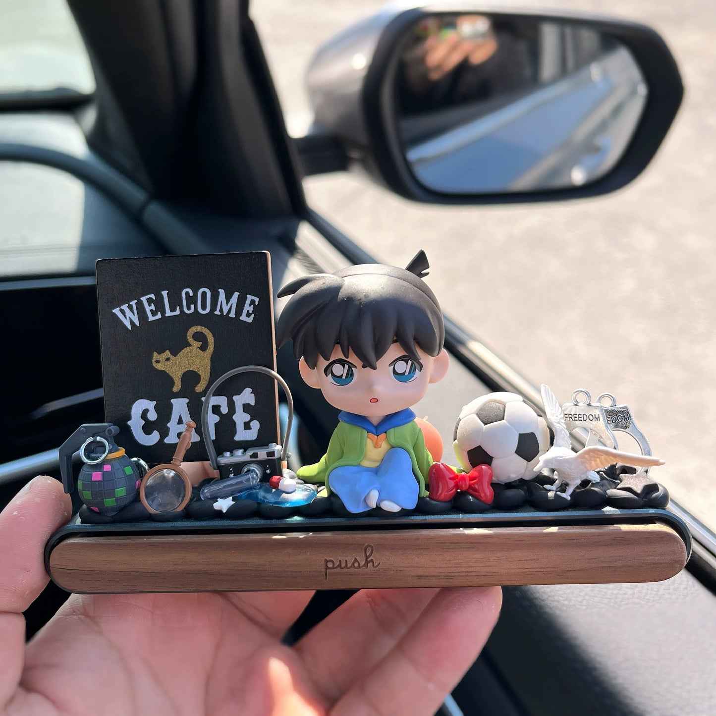Kaido K Phantom Thief Dashboard Ornament