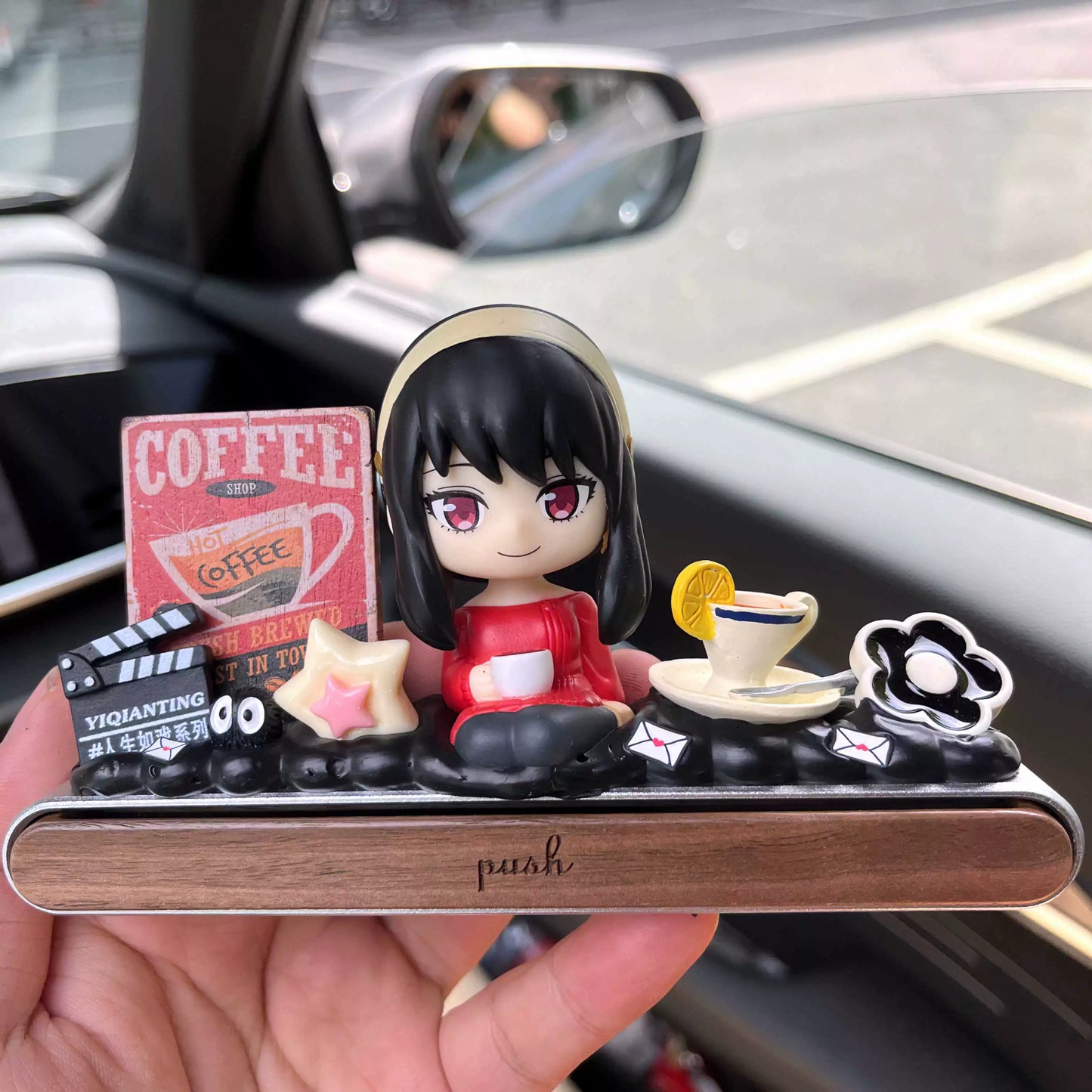 Anyuh Pinky™ Dashboard Ornament