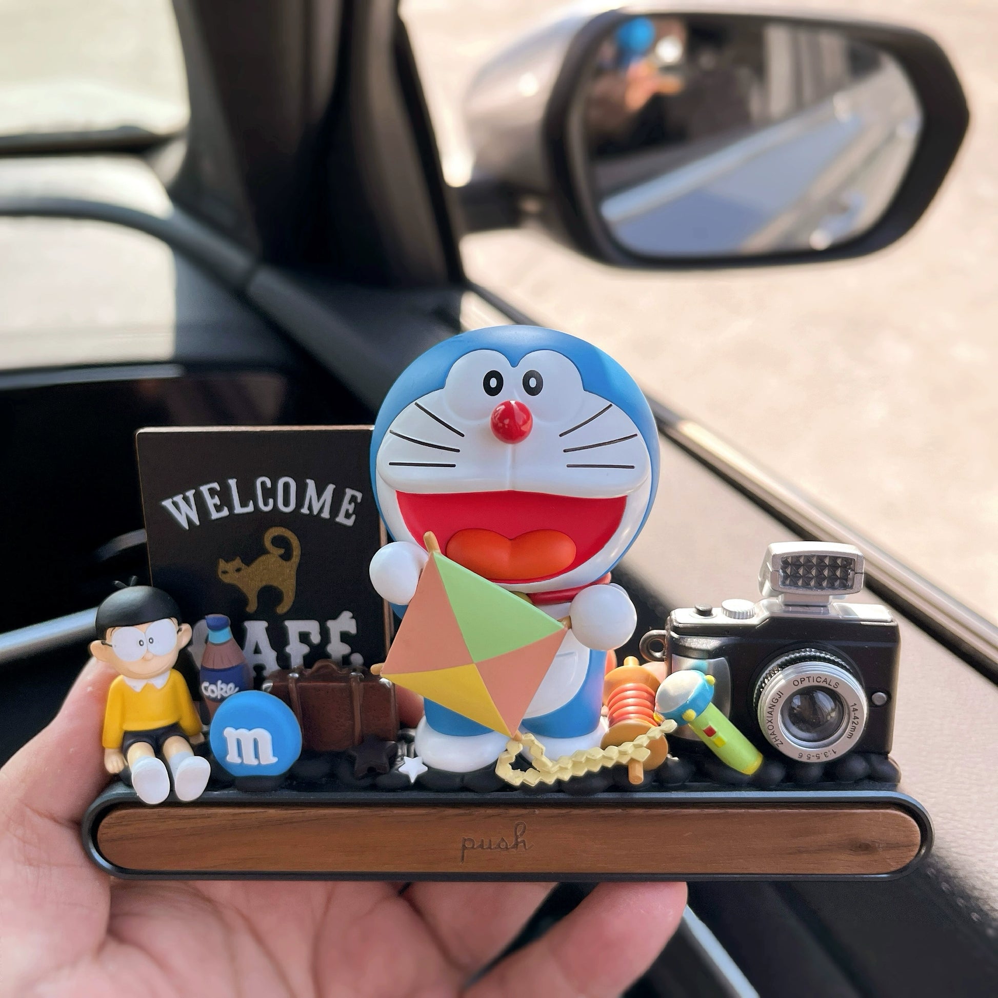 Doraemon car ornament dashboard decoration with temporary parking number plate
