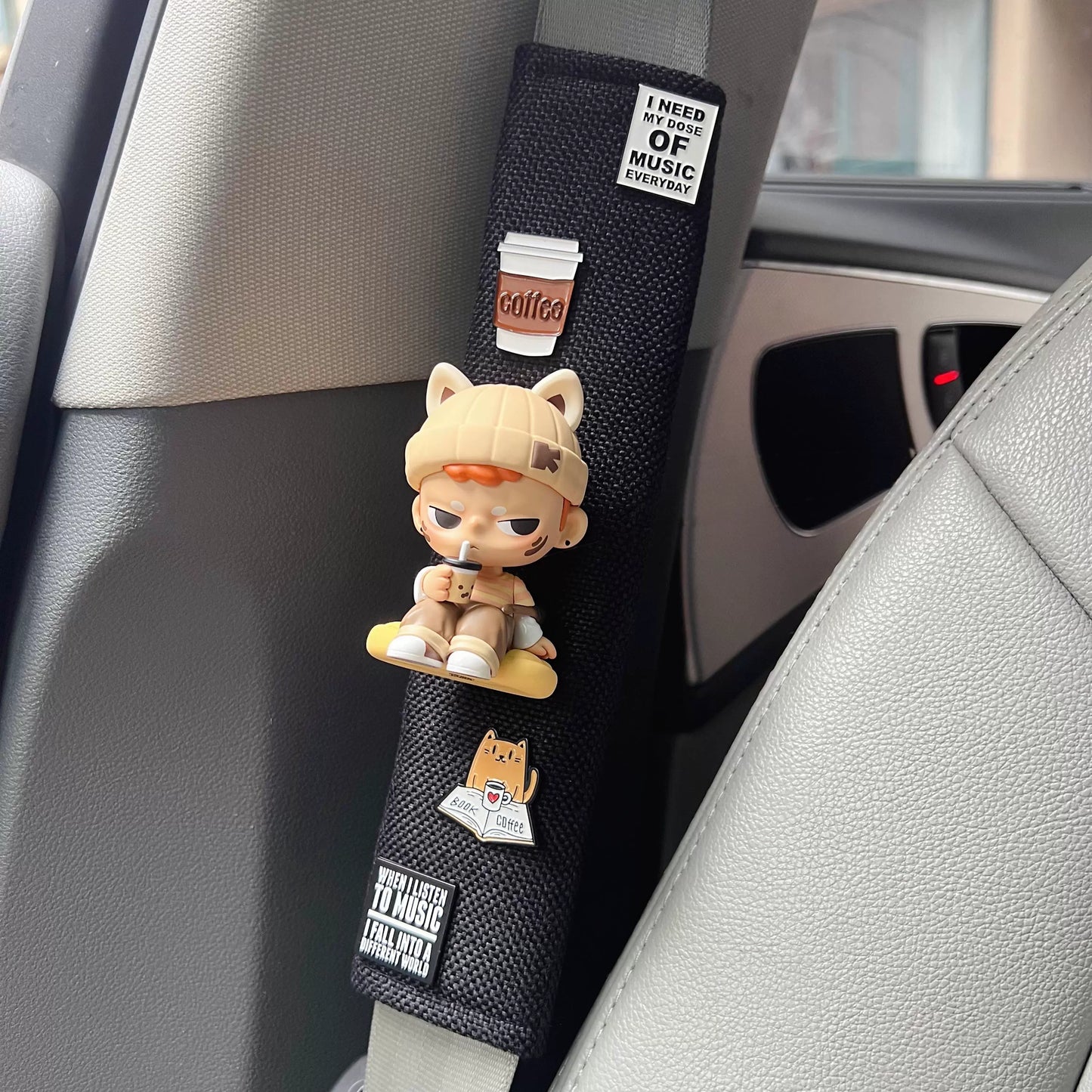 Kubo Cat Café Mood Car Seatbelt