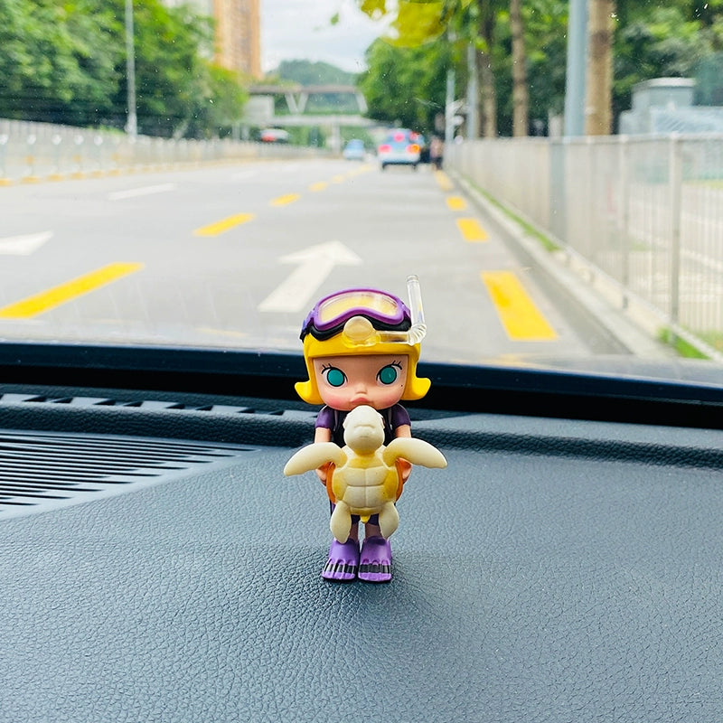 Molly-Style Dashboard Ornament