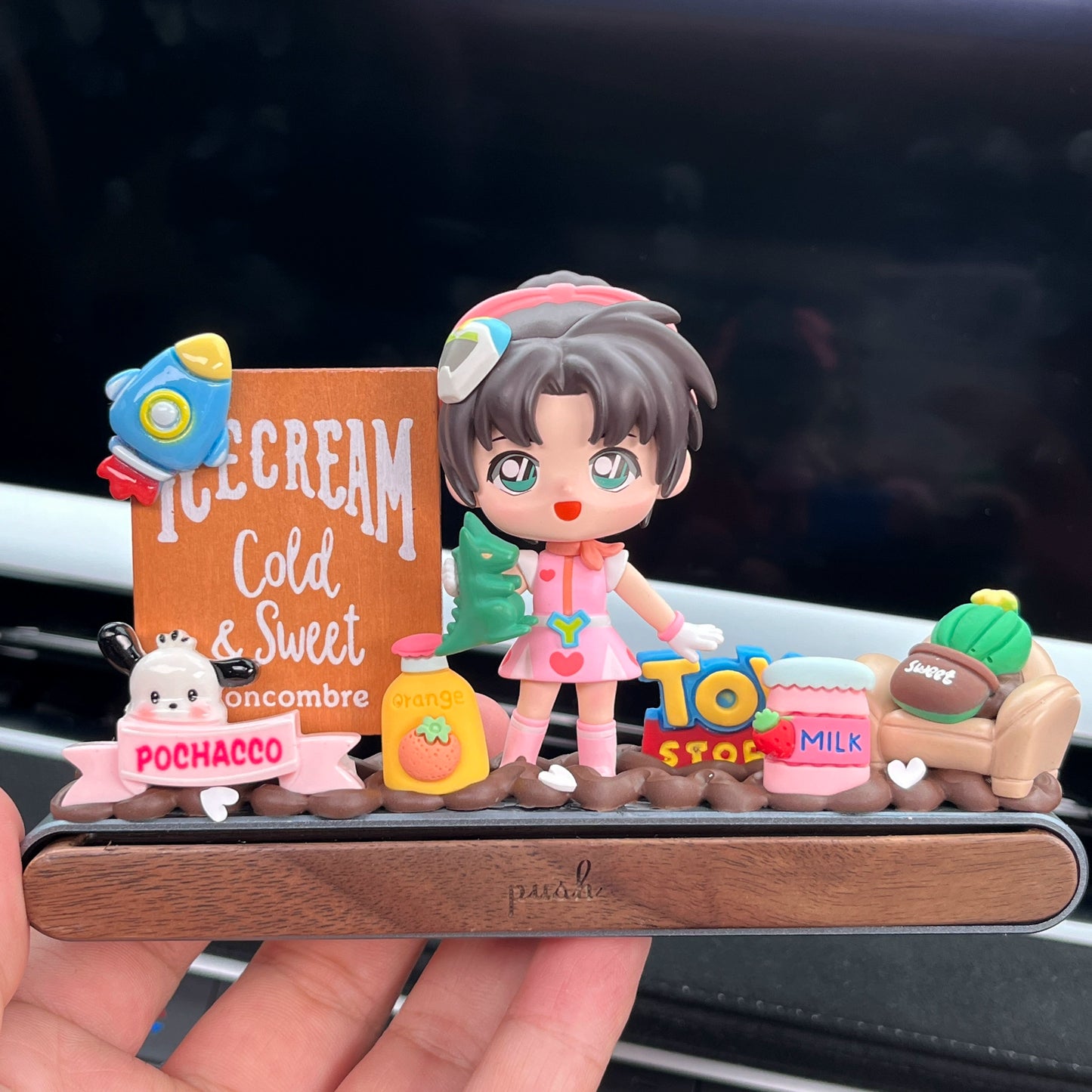 Kaido K Phantom Thief Dashboard Ornament