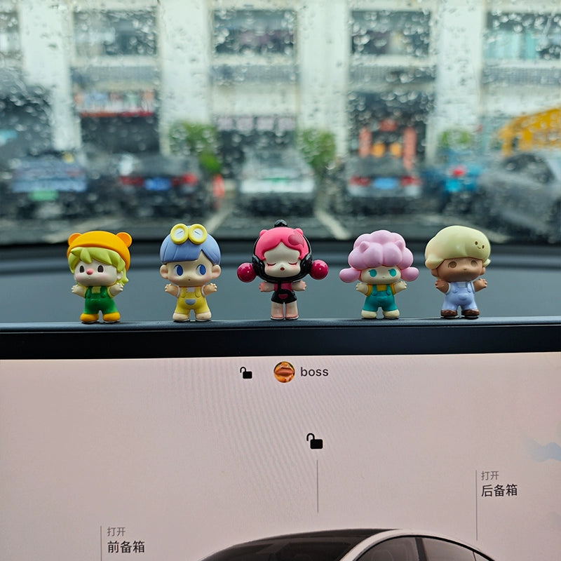 MiniGlow™ 14pc Dashboard Dolls Set