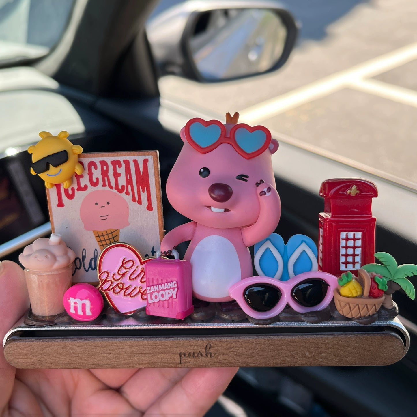Loofi™ Summer Babe Car Dashboard Ornament