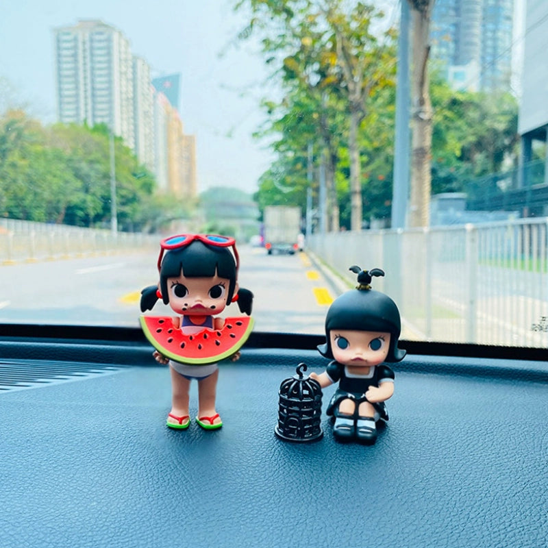 Molly-Style Dashboard Ornament