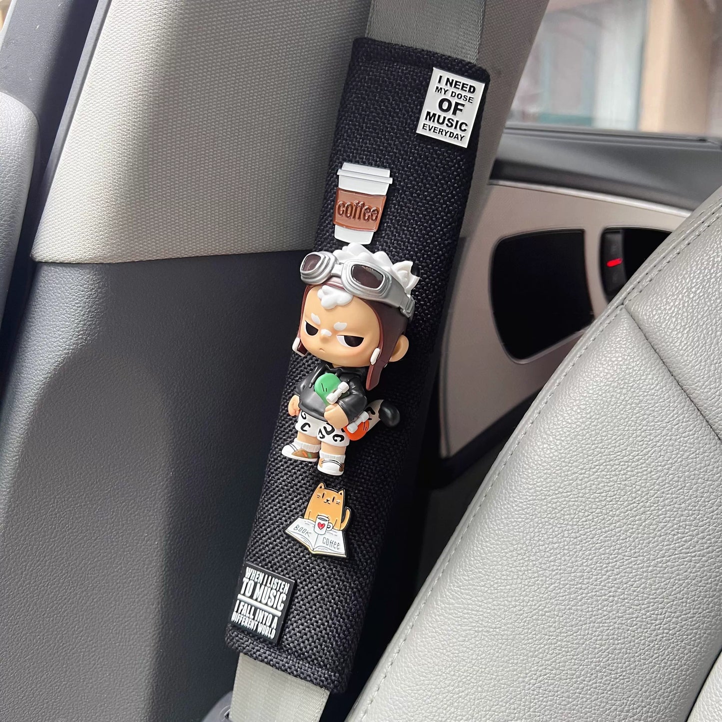 Kubo Cat Café Mood Car Seatbelt