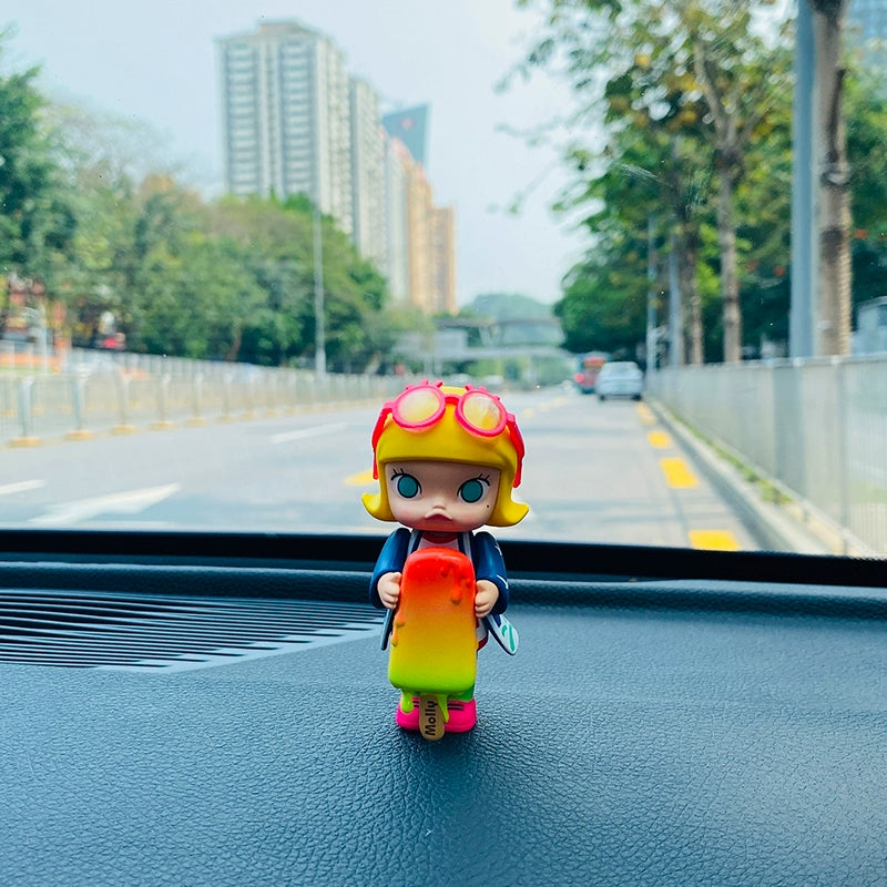Molly-Style Dashboard Ornament