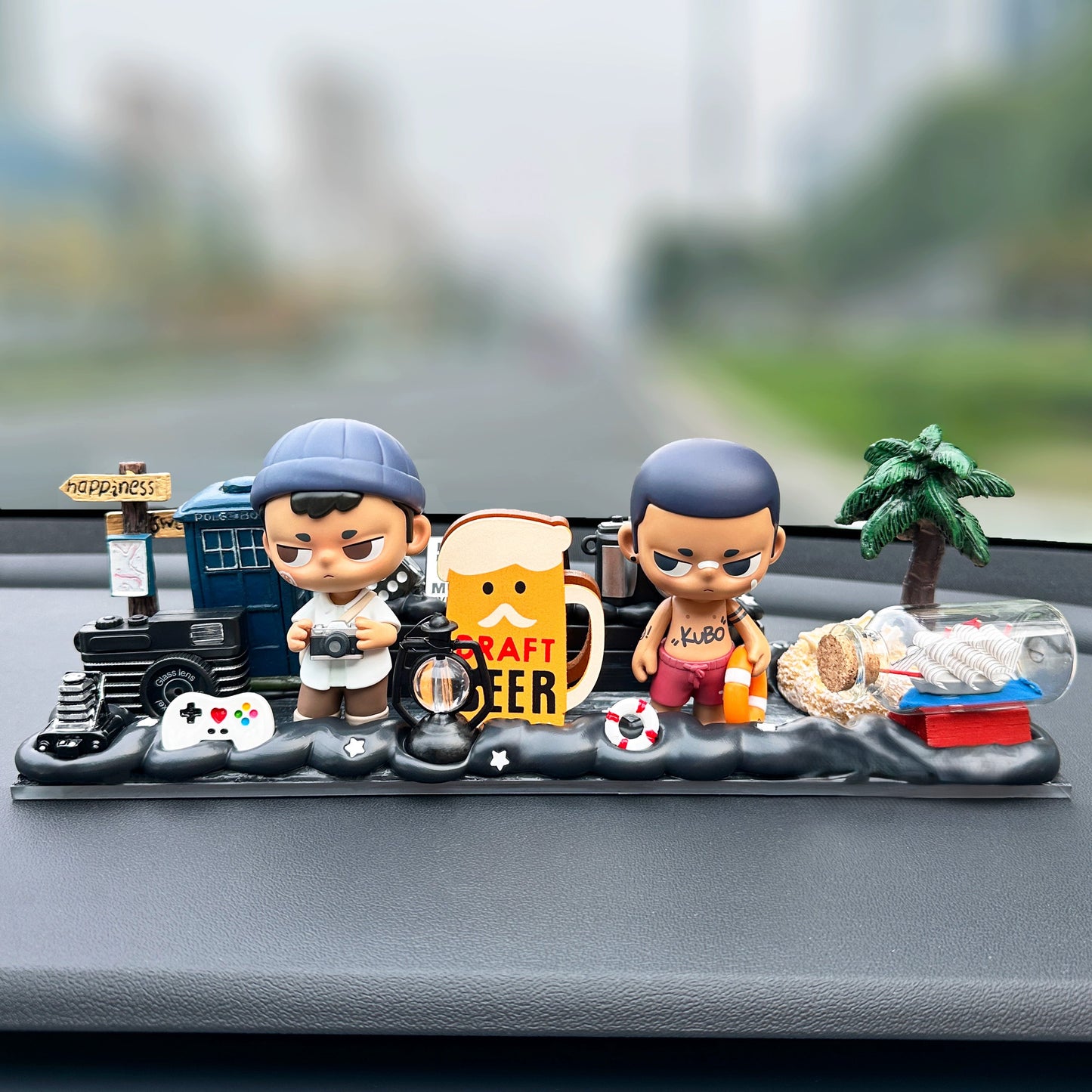Lavubu™ Retro Bar Set – Limited Edition Dashboard Figurine with Two Kubo Boys and Mini Props